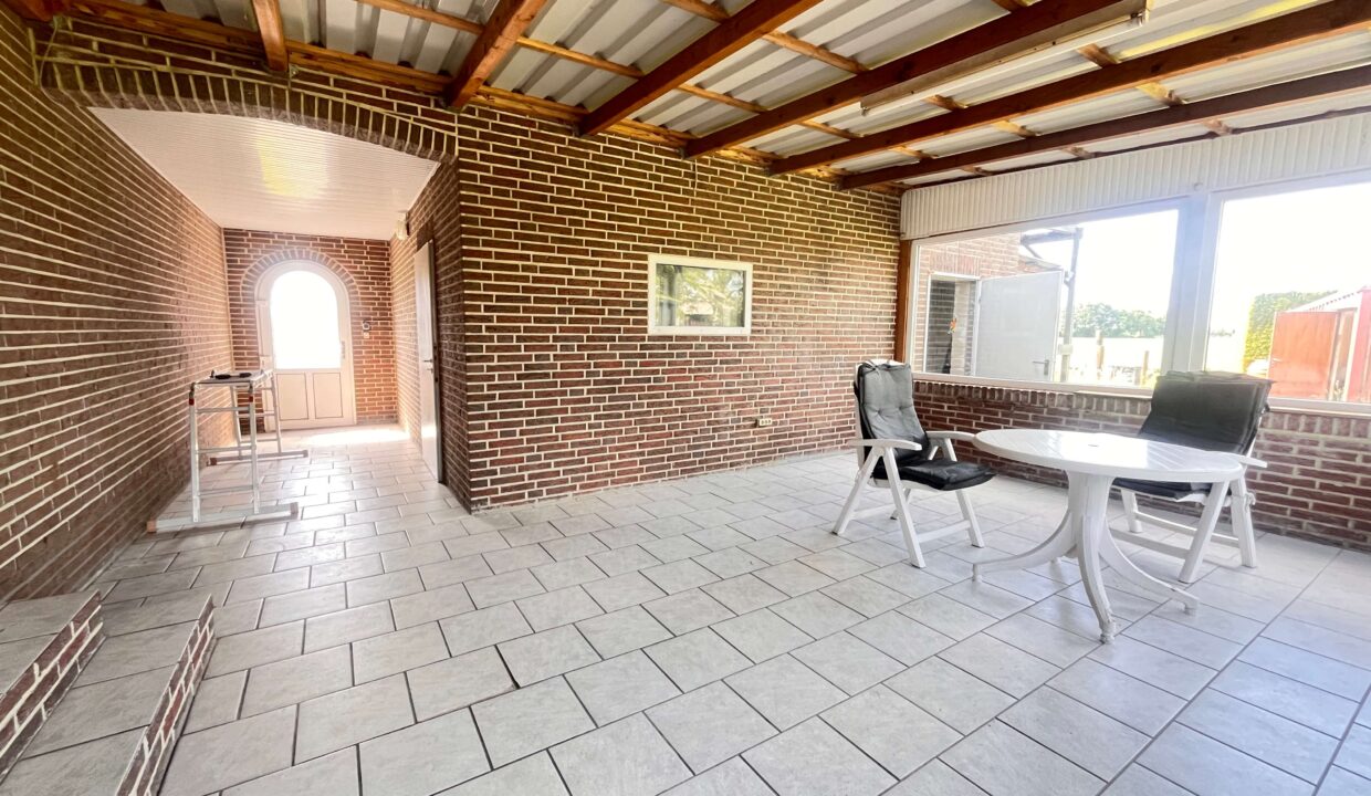 Überdachte Terrasse