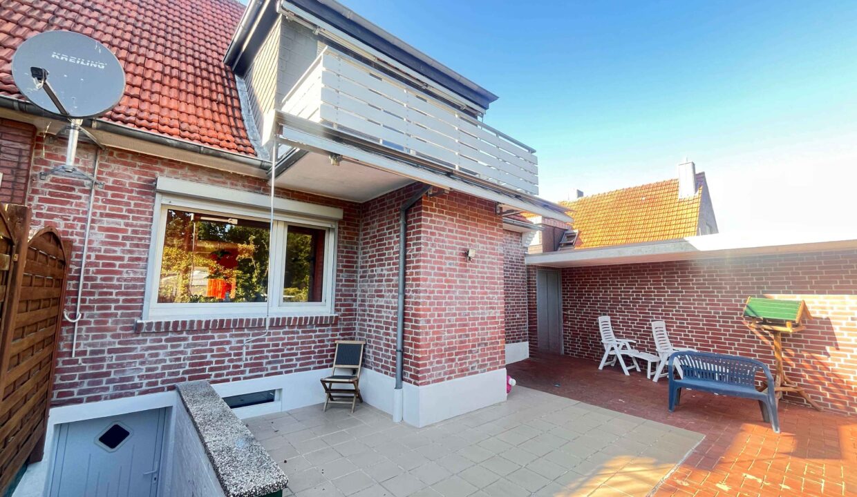 Terrasse mit Markise