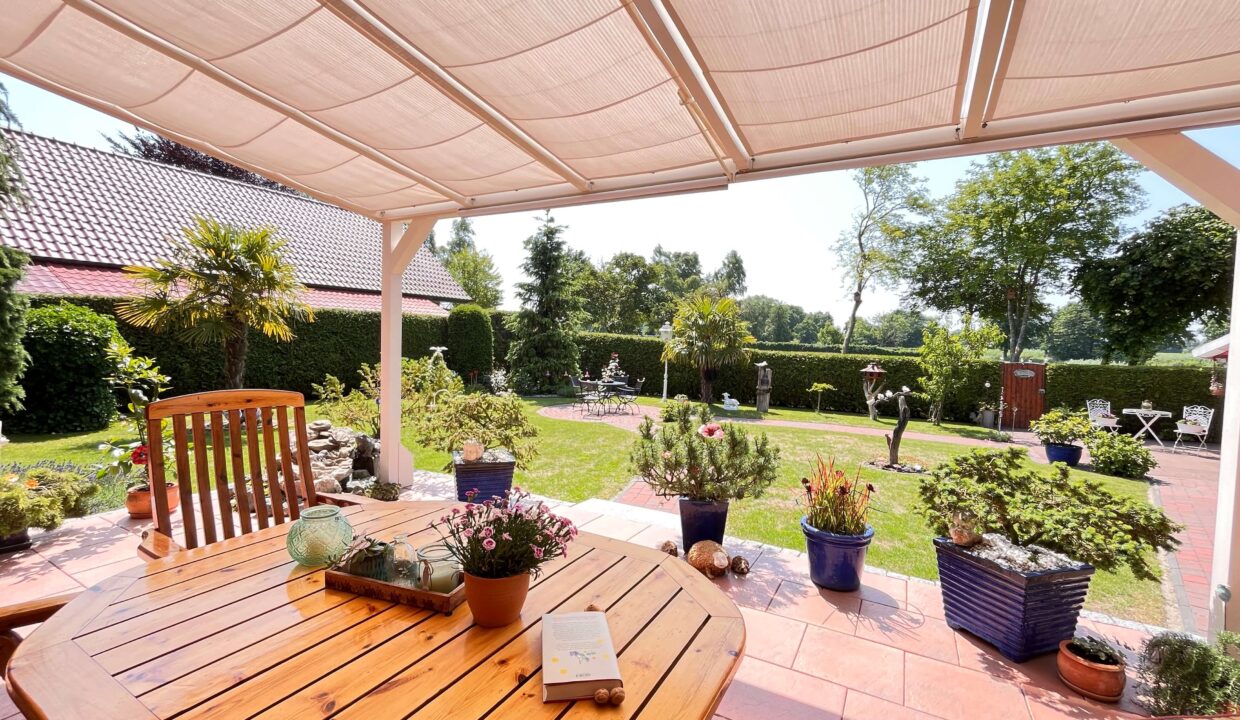 Überdachte Terrasse