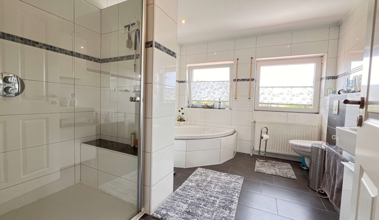 Badezimmer OG