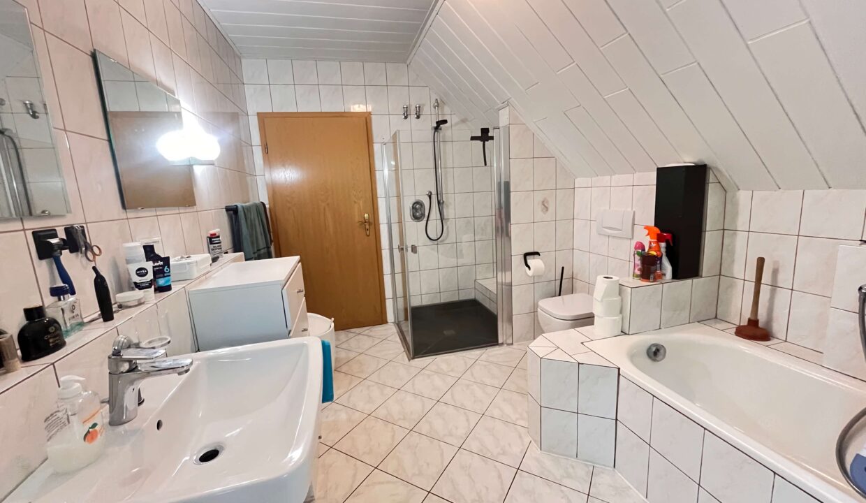 Badezimmer OG