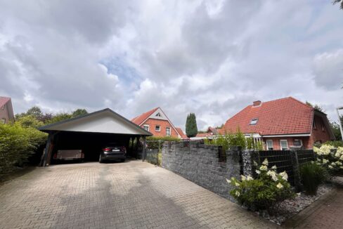 Separater Doppelcarport