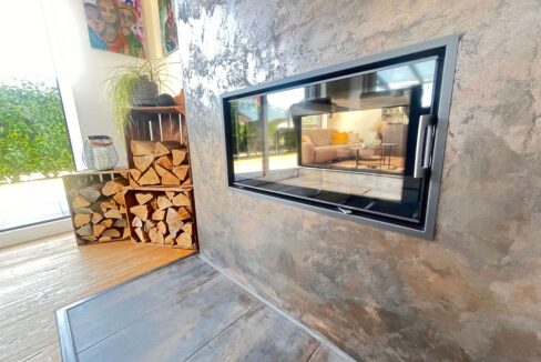 Moderner Kamin
