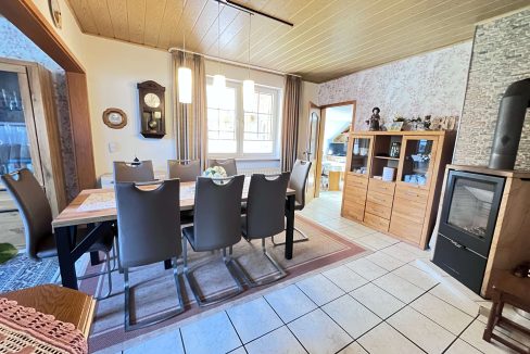 Kaminofen i Esszimmer