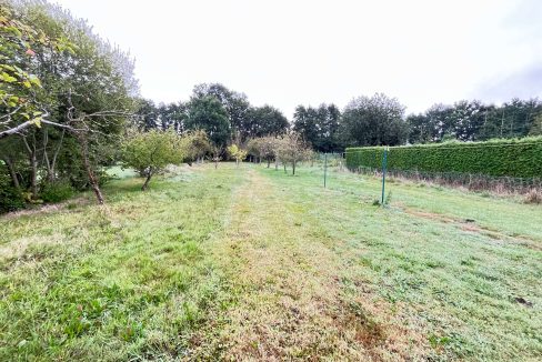 2300 m² Grundstück