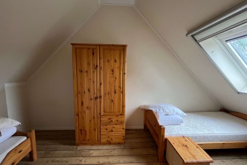 Schlafzimmer DG