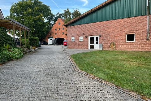Zufahrt Reithalle
