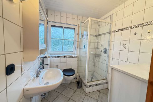 Gäste-Duschbad