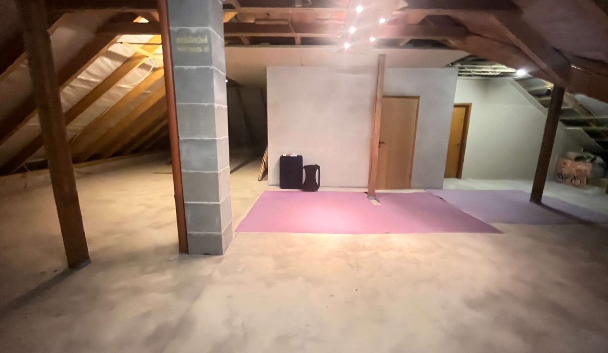 Dachgeschoss ausbaufähig