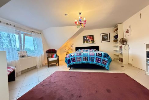 Schlafzimmer OG