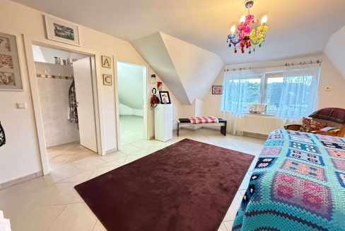 Schlafzimmer OG