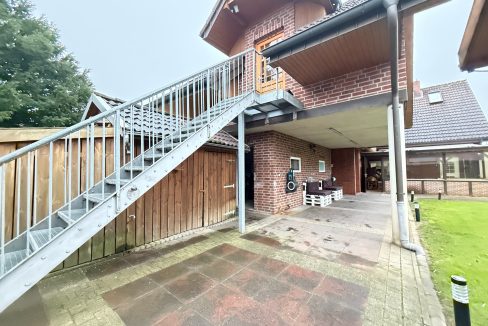 Treppe zur Oberwohnung