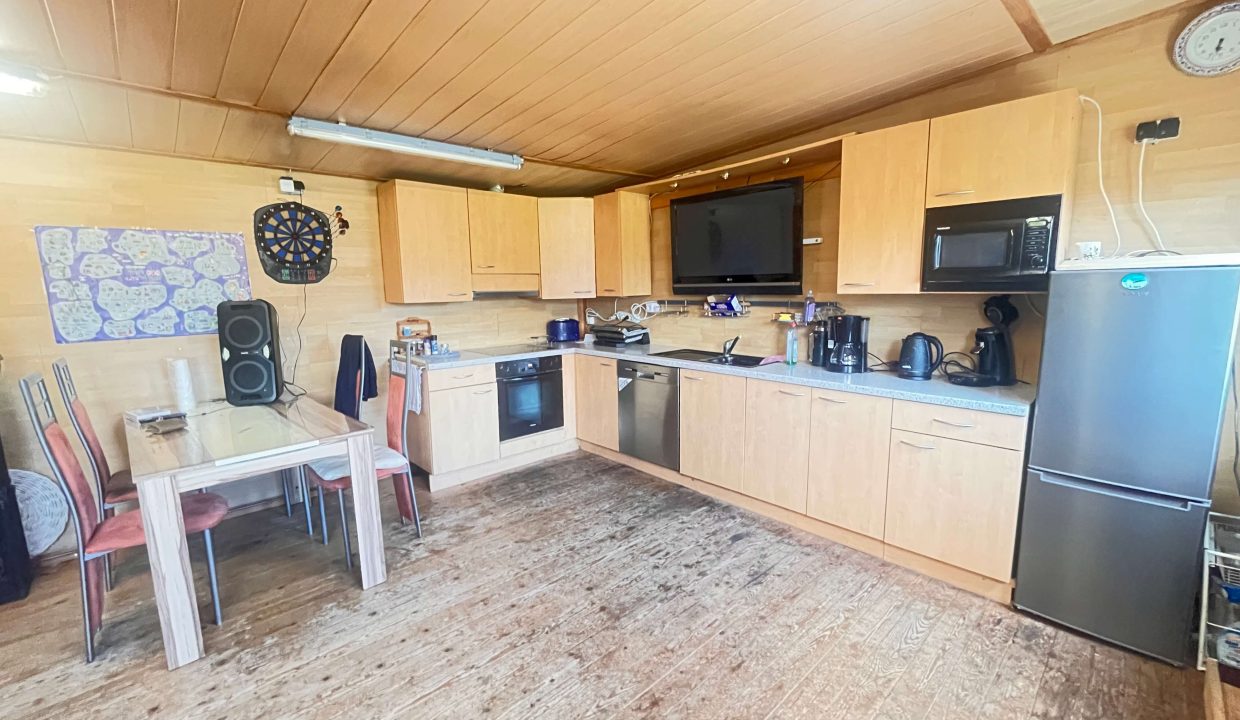 Sommergartenhaus mit Küche