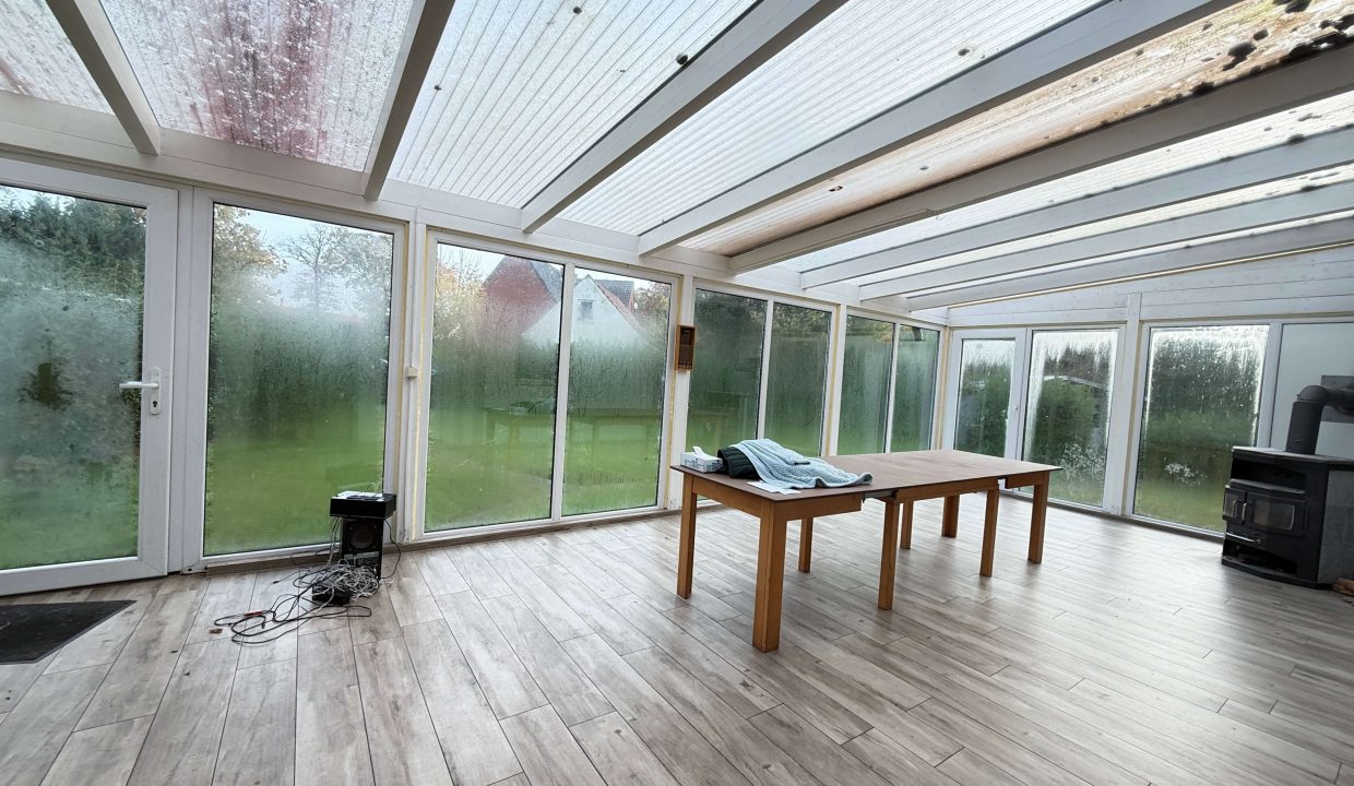 Sommergarten mit Kamin