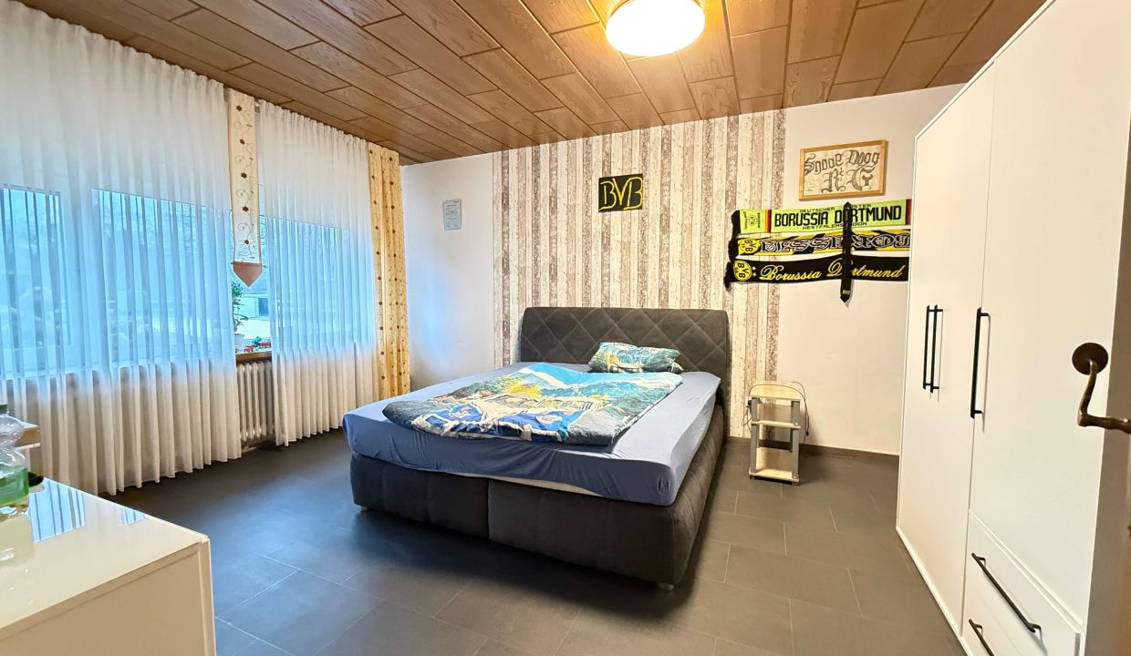 Schlafzimmer EG
