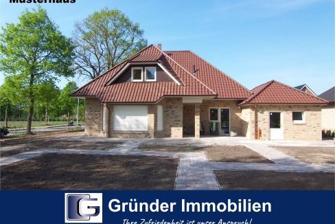 Moderner Walmdachbungalow - klimafreundlich