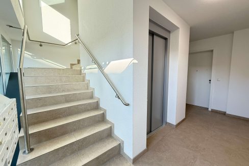 Treppenhaus Personenaufzug