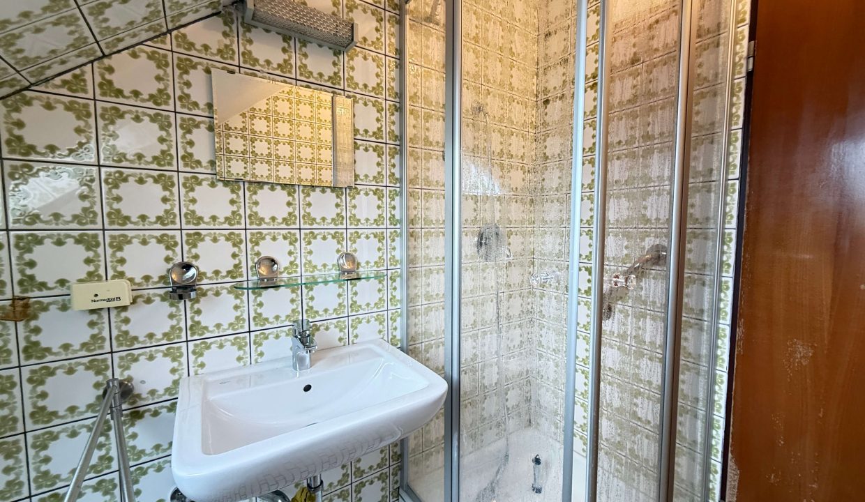 Badezimmer DG