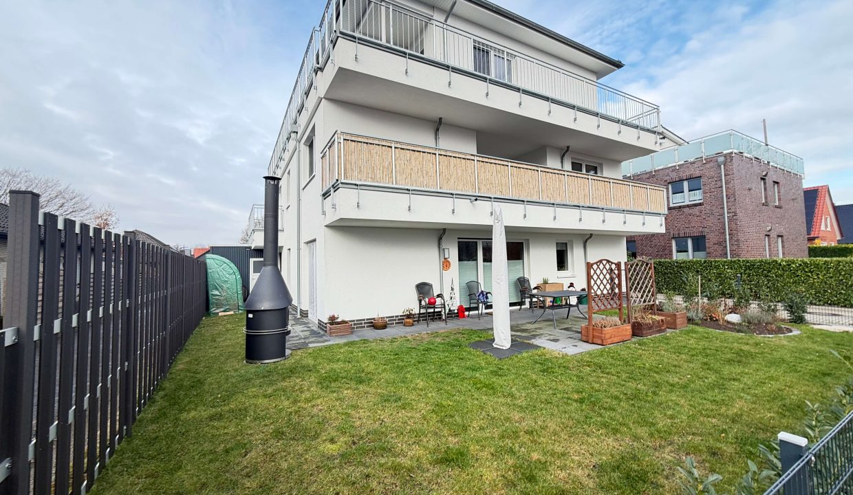 Hausansicht Garten EG-Wohnung