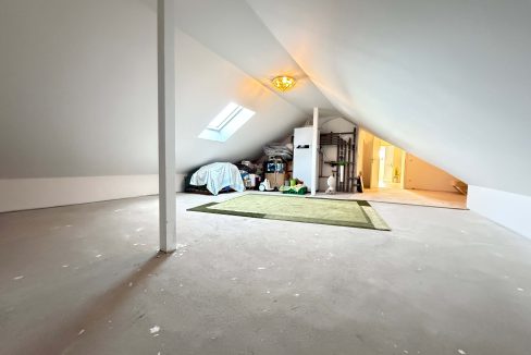 Studiozimmer mit Fußbodenheizung