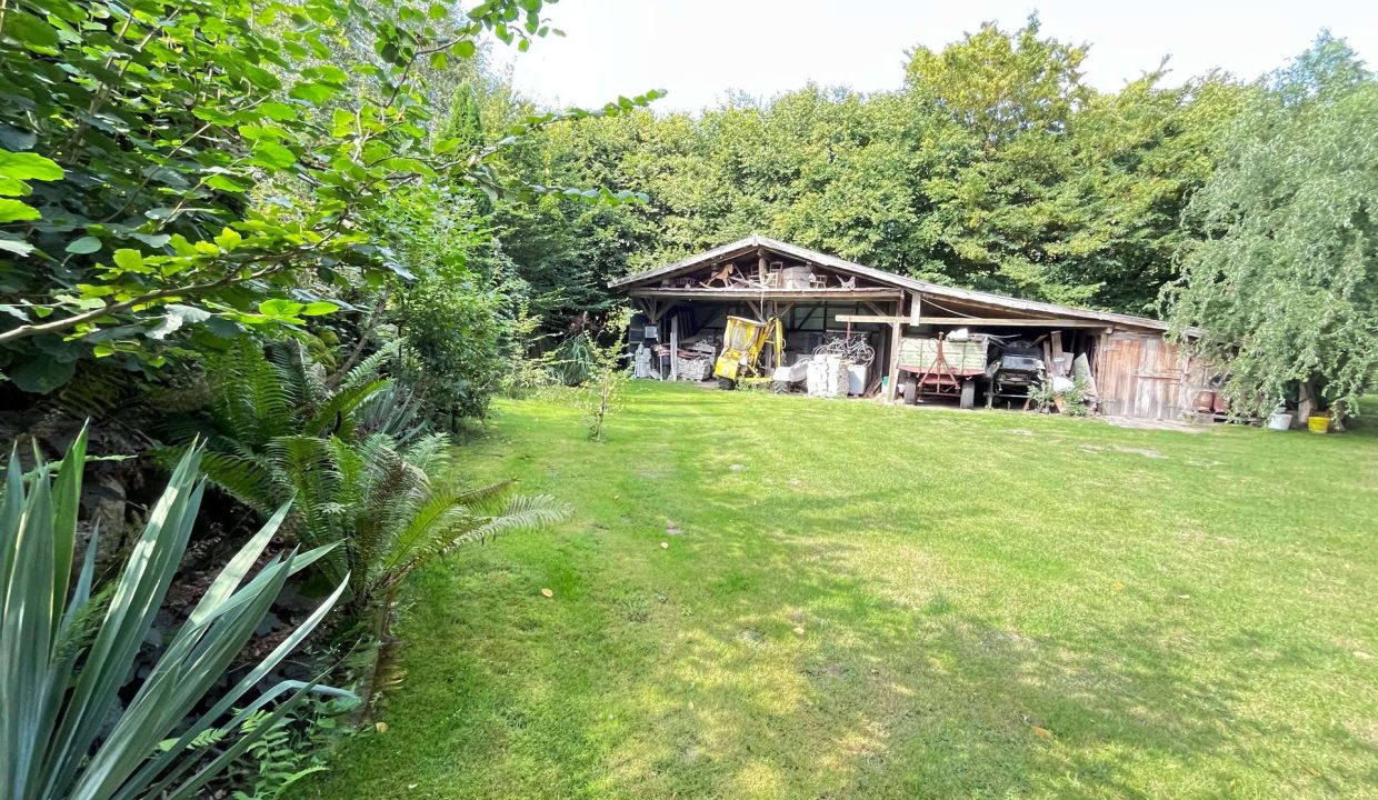 Nebengebäude Schuppen