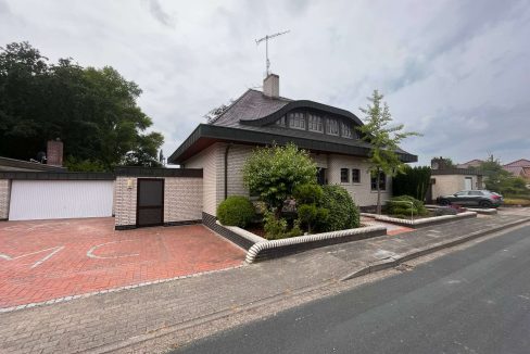 Haus mit Garage