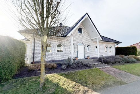 Überdachter Säuleneingang