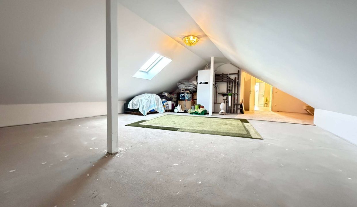 Studiozimmer mit Fußbodenheizung