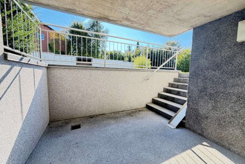 Außentreppe zum Keller