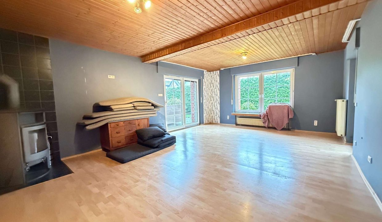 Wohnzimmer mit Kaminofen