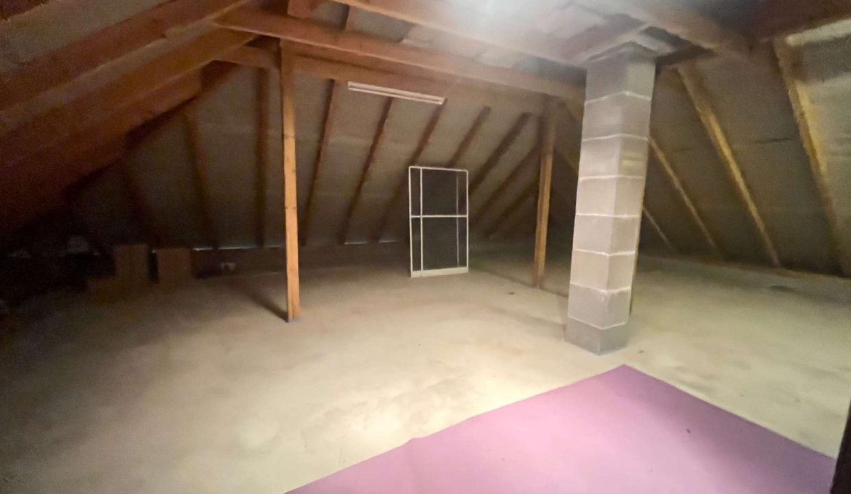 Dachgeschoss mit Betondecke