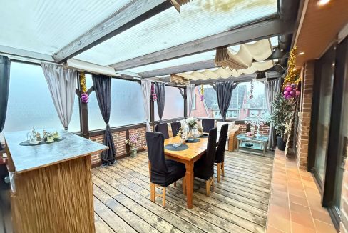 Sommerbalkon überdacht