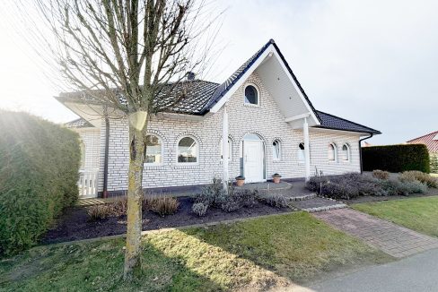 Überdachter Säuleneingang