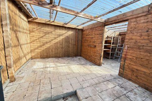 Geräteraum hinterm Carport