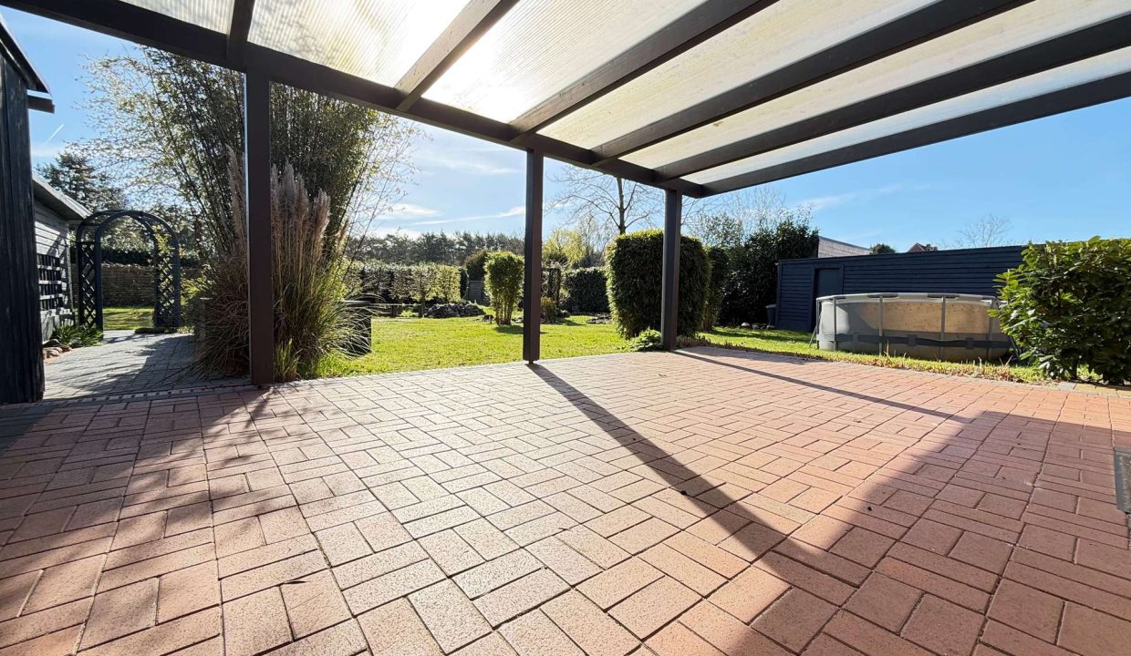 Überdachte Terrasse