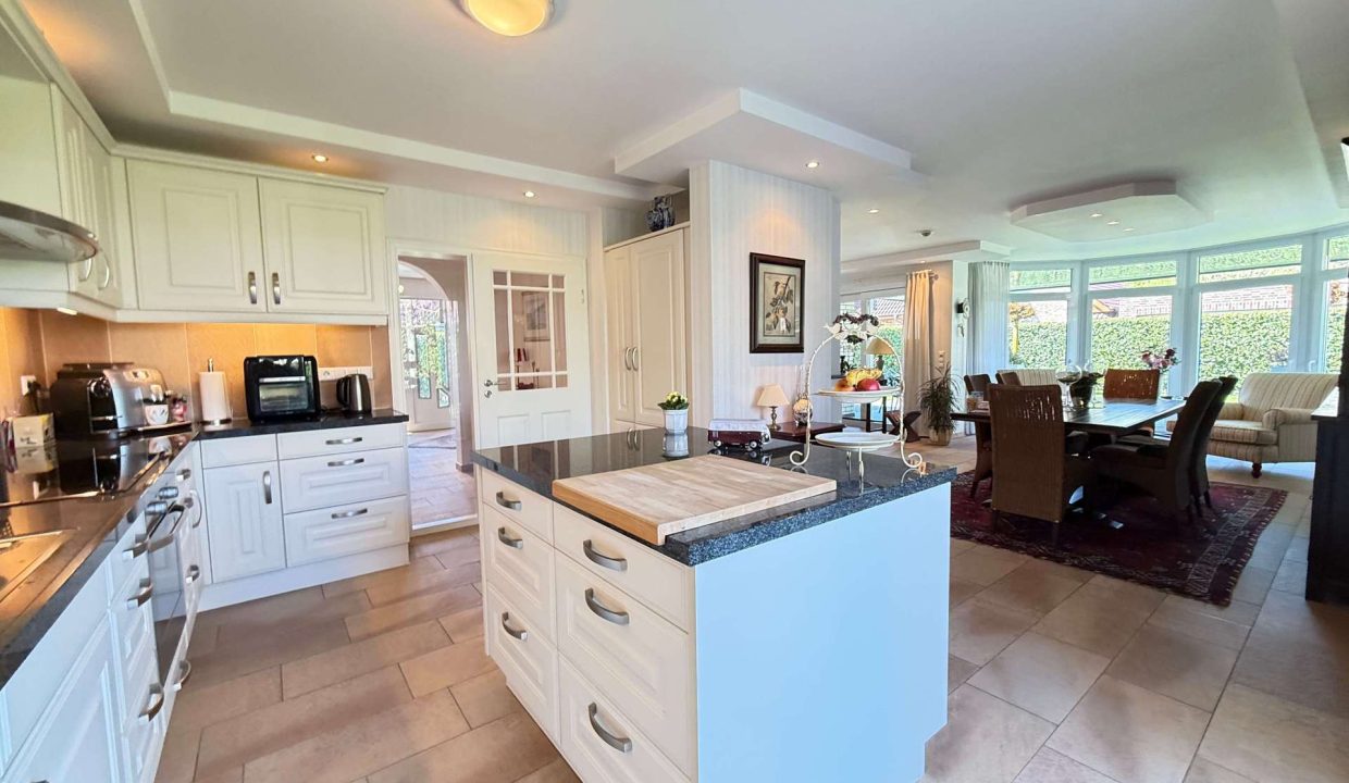 Offene Küche zum Wohnbereich