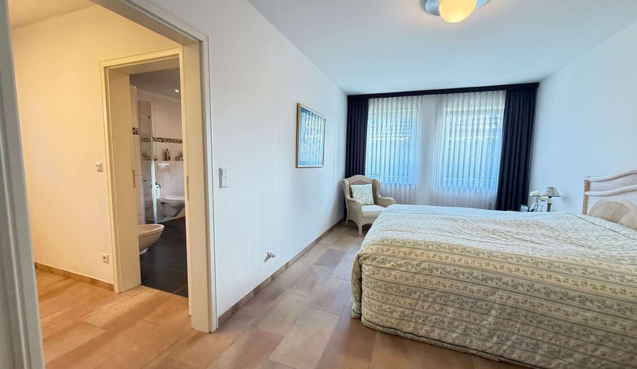 Schlafzimmer mit Bad en Suite