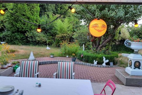 Terrasse mit Lampion