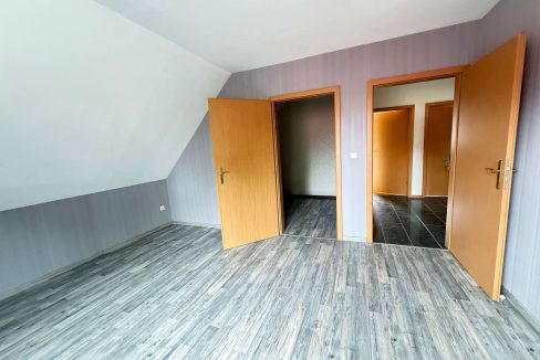 Schlafzimmer mit Ankleide