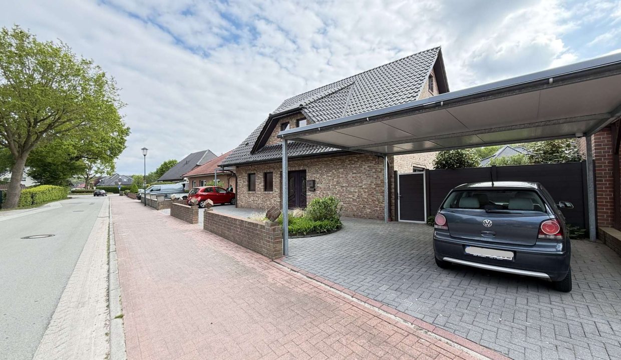 Zweiter Carpot am Haus