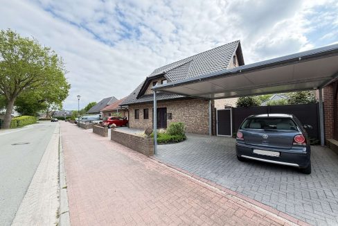 Zweiter Carpot am Haus