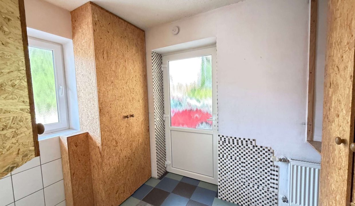 HWR