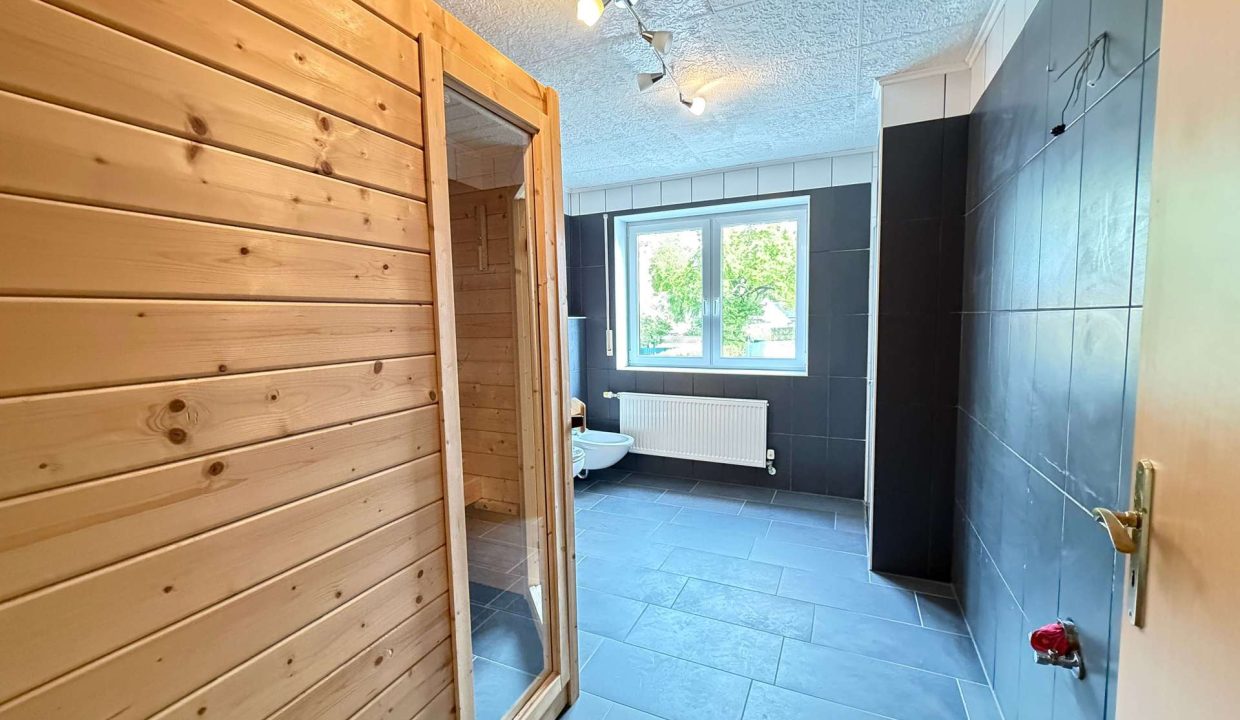 Bad mit Sauna