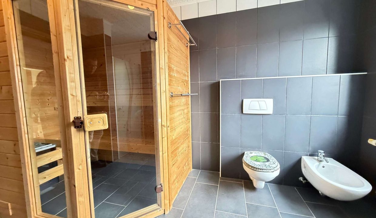 Bad mit Sauna