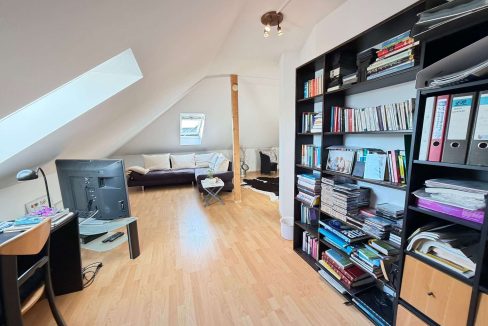 Studiozimmer OG