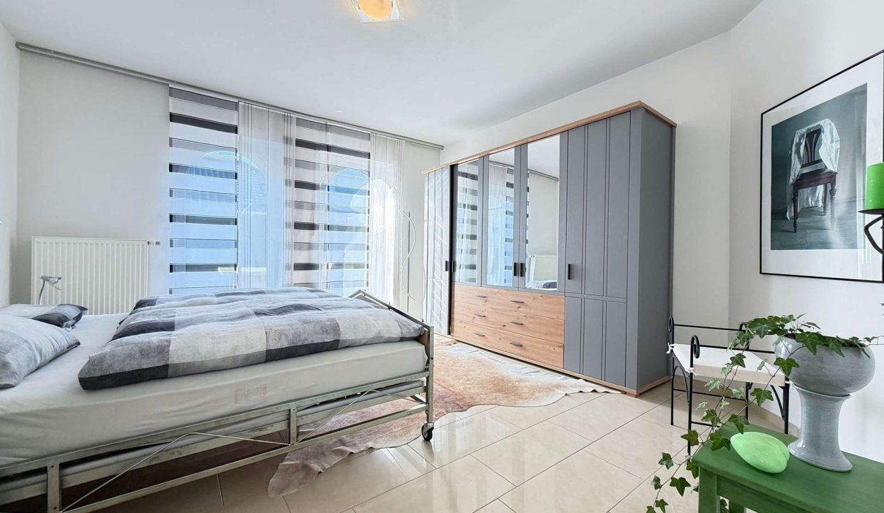 Schlafzimmer EG