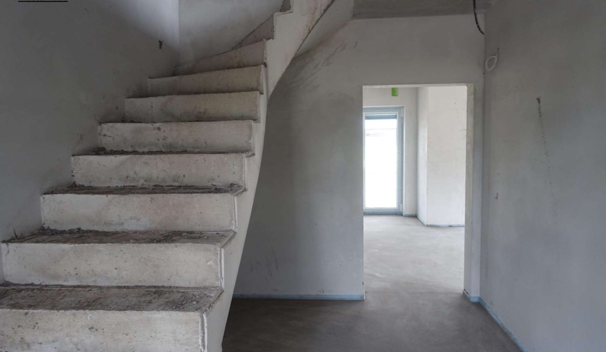 Treppenaufgang OG (Rohbau)