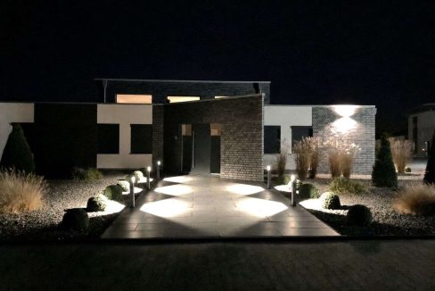 Abendansicht Wohnhaus
