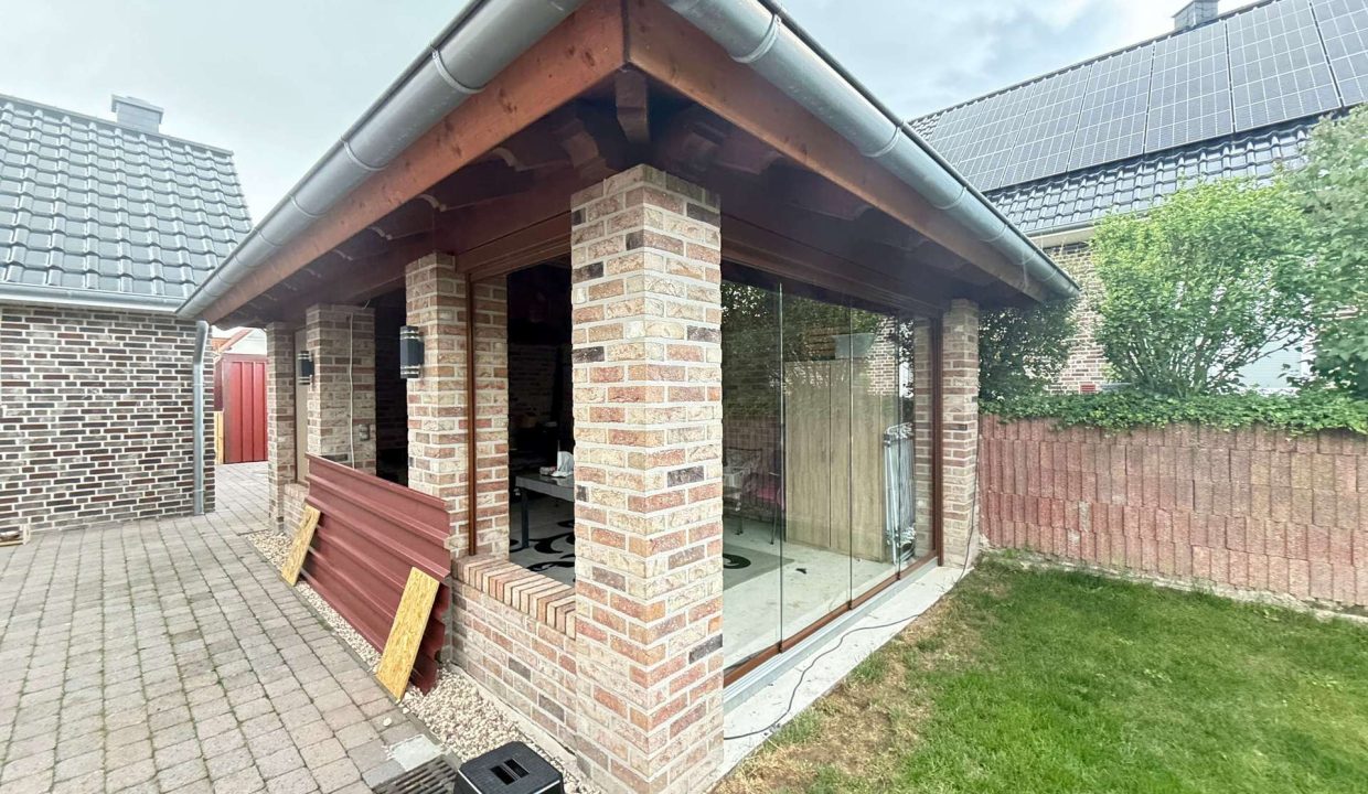 Überdachter Sommergarten