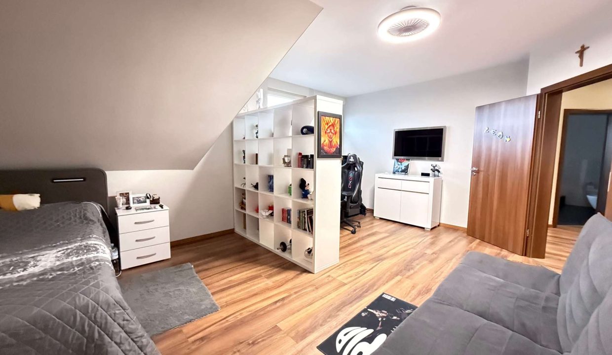 Jugenzimmer